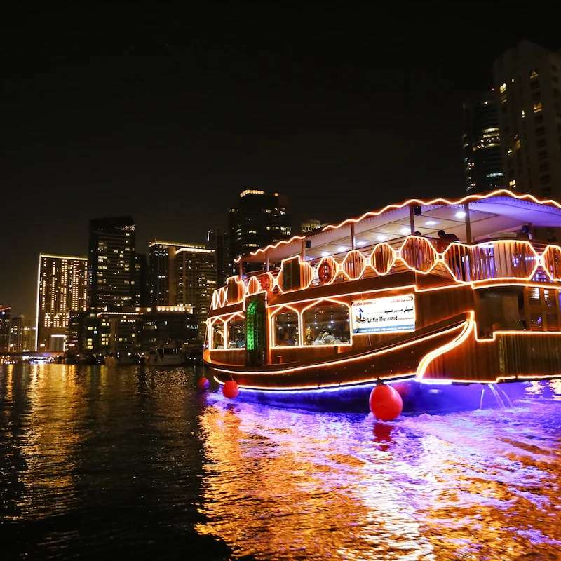 Crociera di Dubai in Dhow con cena